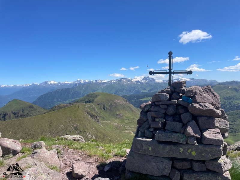 Monte crestoso